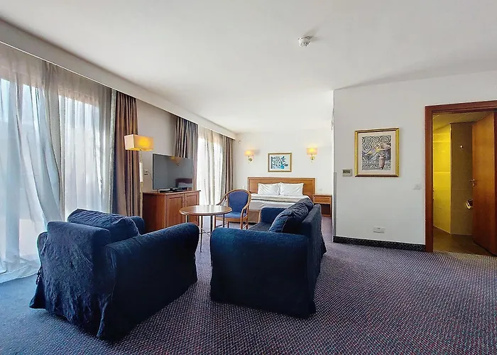 Vivaldi Hotel